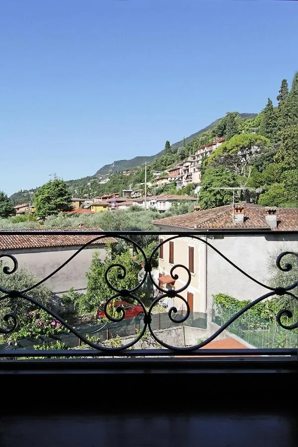 Casa Marsilva - Holiday Apartment With Roof Terrace, Near The Lake Toscolano Maderno