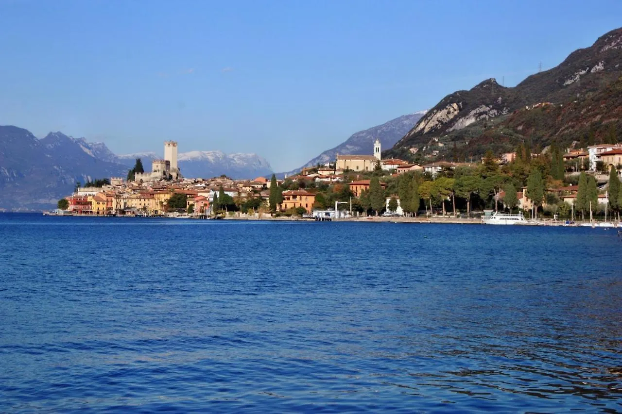 Casa Marsilva - Holiday Apartment With Roof Terrace, Near The Lake Toscolano Maderno